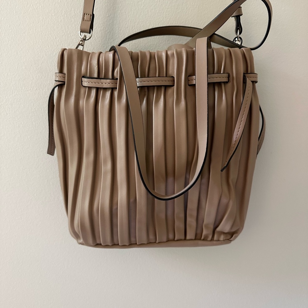 NWT Zara Tan Pleated Women's Cross-Body Bag